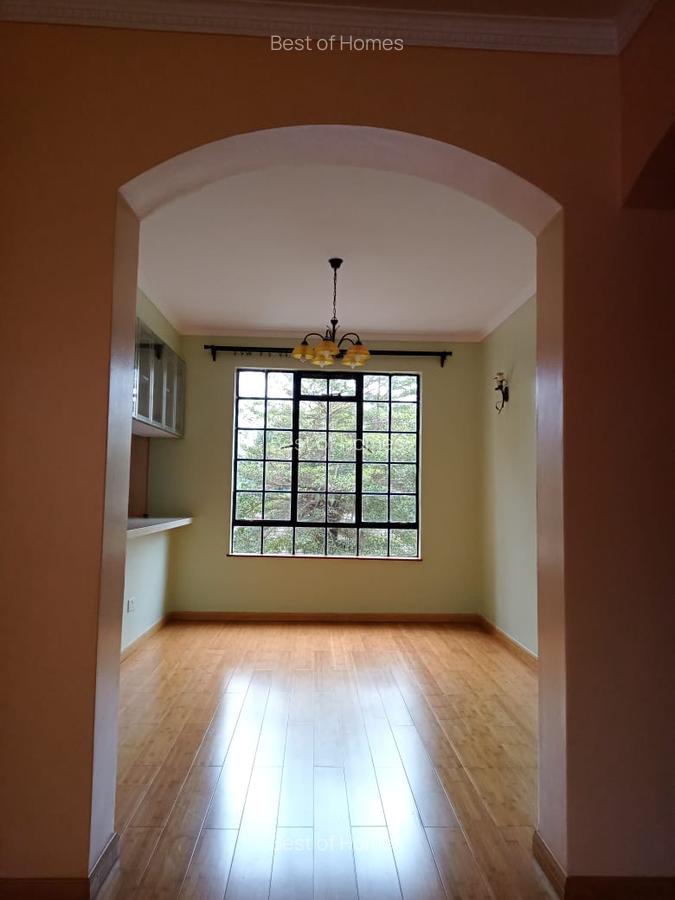 3 Bed Apartment with En Suite in Lavington - 1