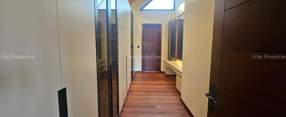 5 Bed House with En Suite in Runda - 13