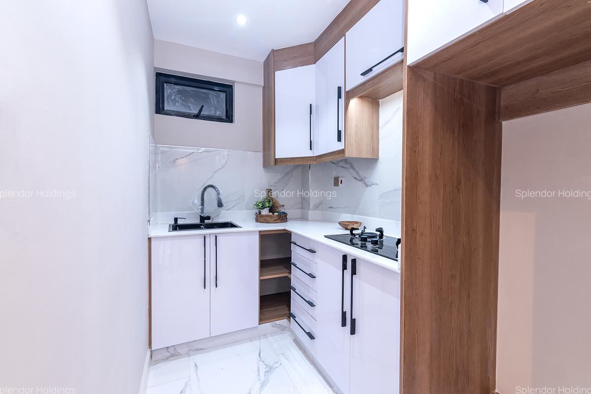 1 Bed Apartment with En Suite in Kilimani - 5