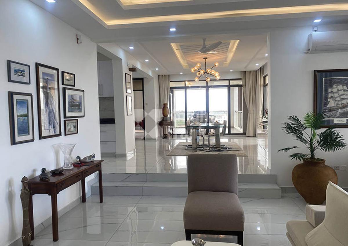 Furnished 4 Bed Apartment with En Suite at Jumeirah Apartments - 1