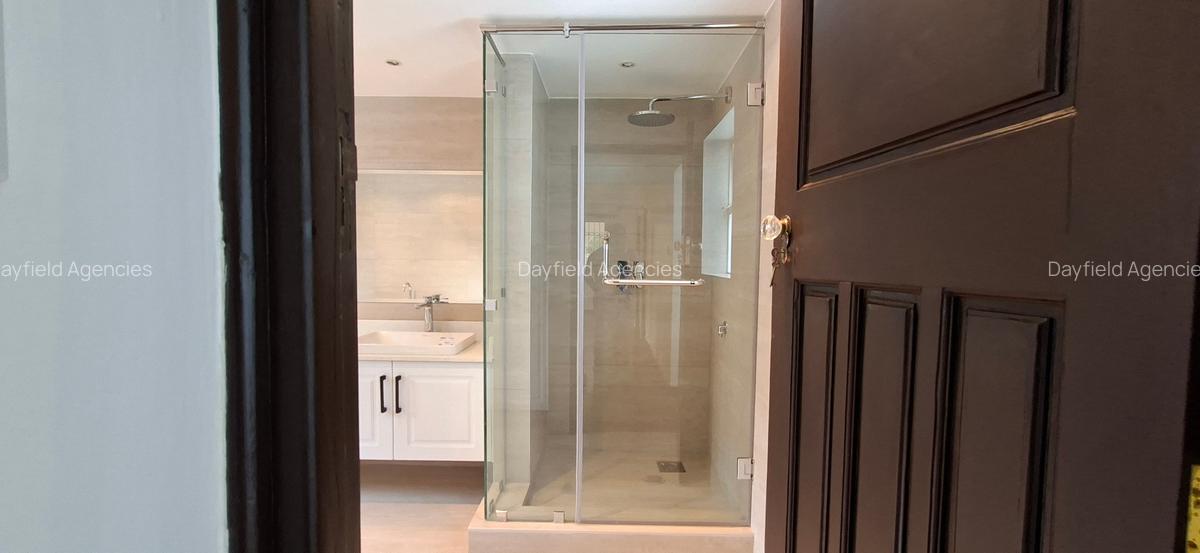 4 Bed House with En Suite in Muthaiga - 9