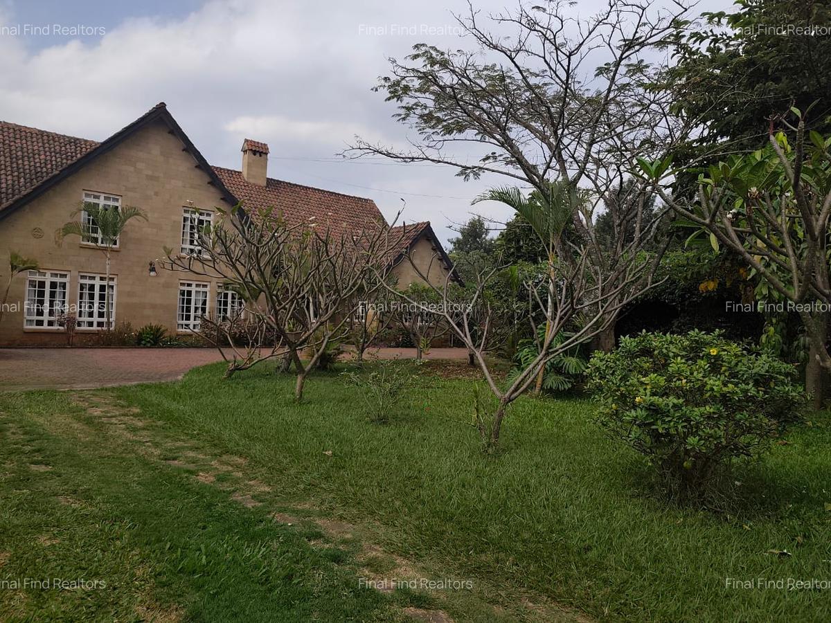 5 Bed House with Garden in Runda - 2