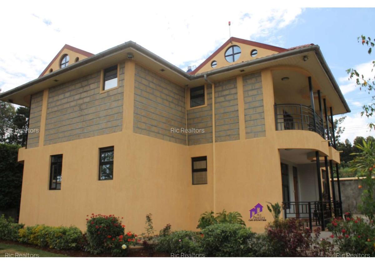 5 Bed Townhouse with En Suite at Rhino Park Road - 3
