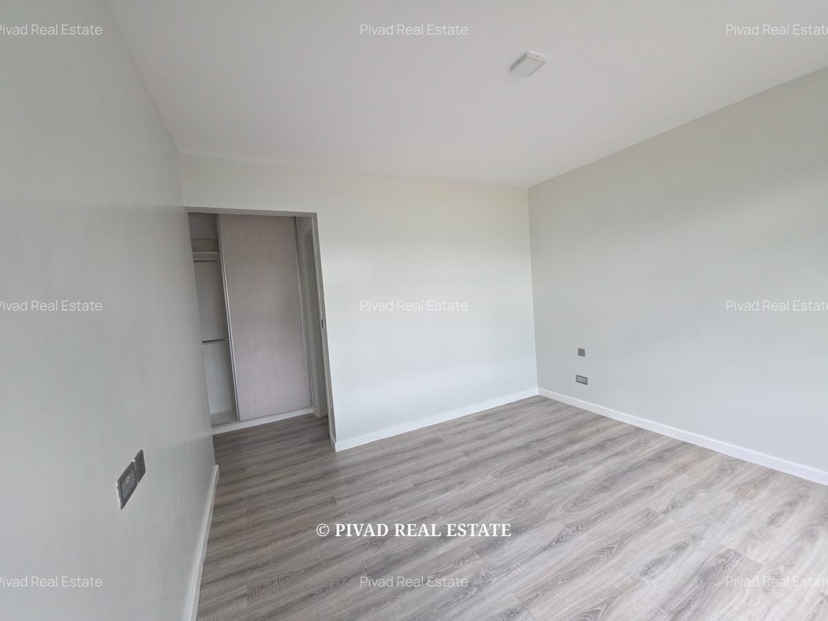 4 Bed Townhouse with Swimming Pool in Runda - 11