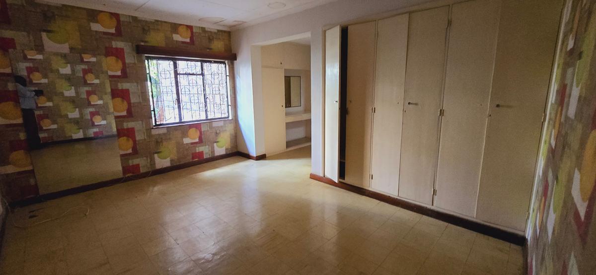 Commercial Property with Service Charge Included at Gitanga Road - 12