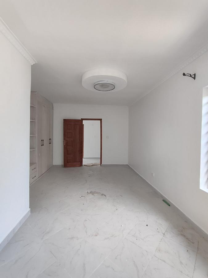 4 Bed House with En Suite in Ruiru - 11