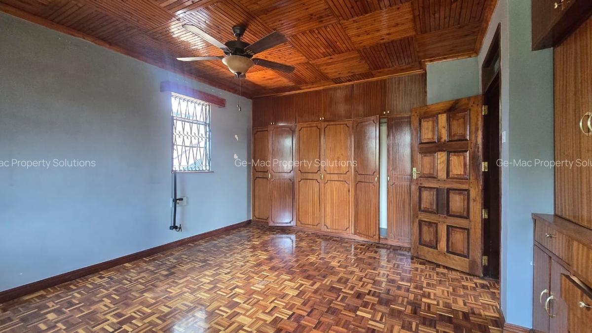 4 Bed House with En Suite in Runda - 9