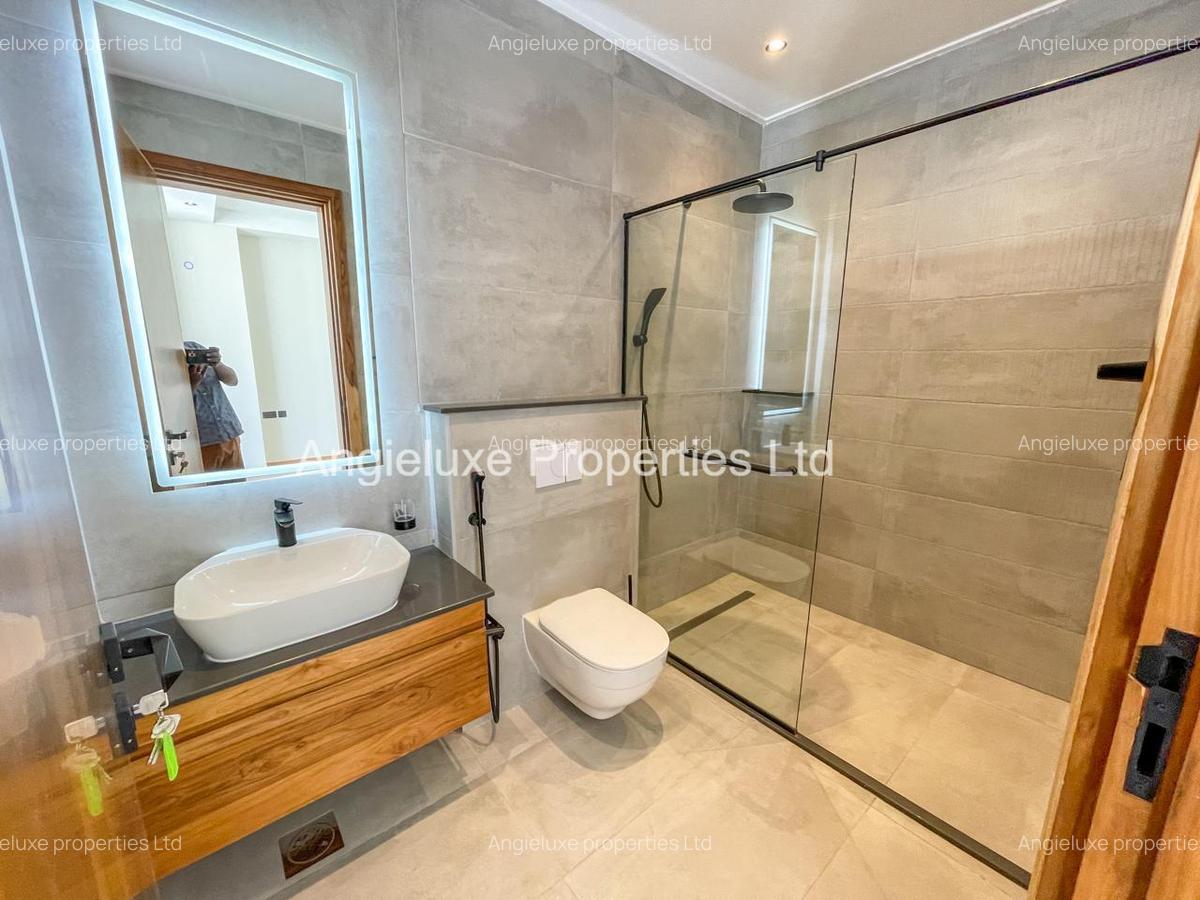 4 Bed Apartment with En Suite at Peponi Road - 5