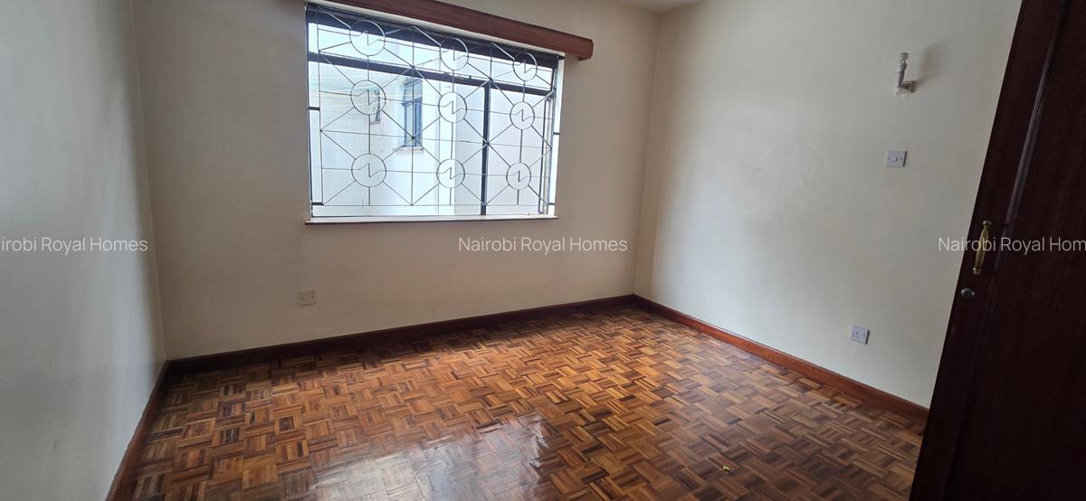 4 Bed Townhouse with En Suite at Lavington Green - 18