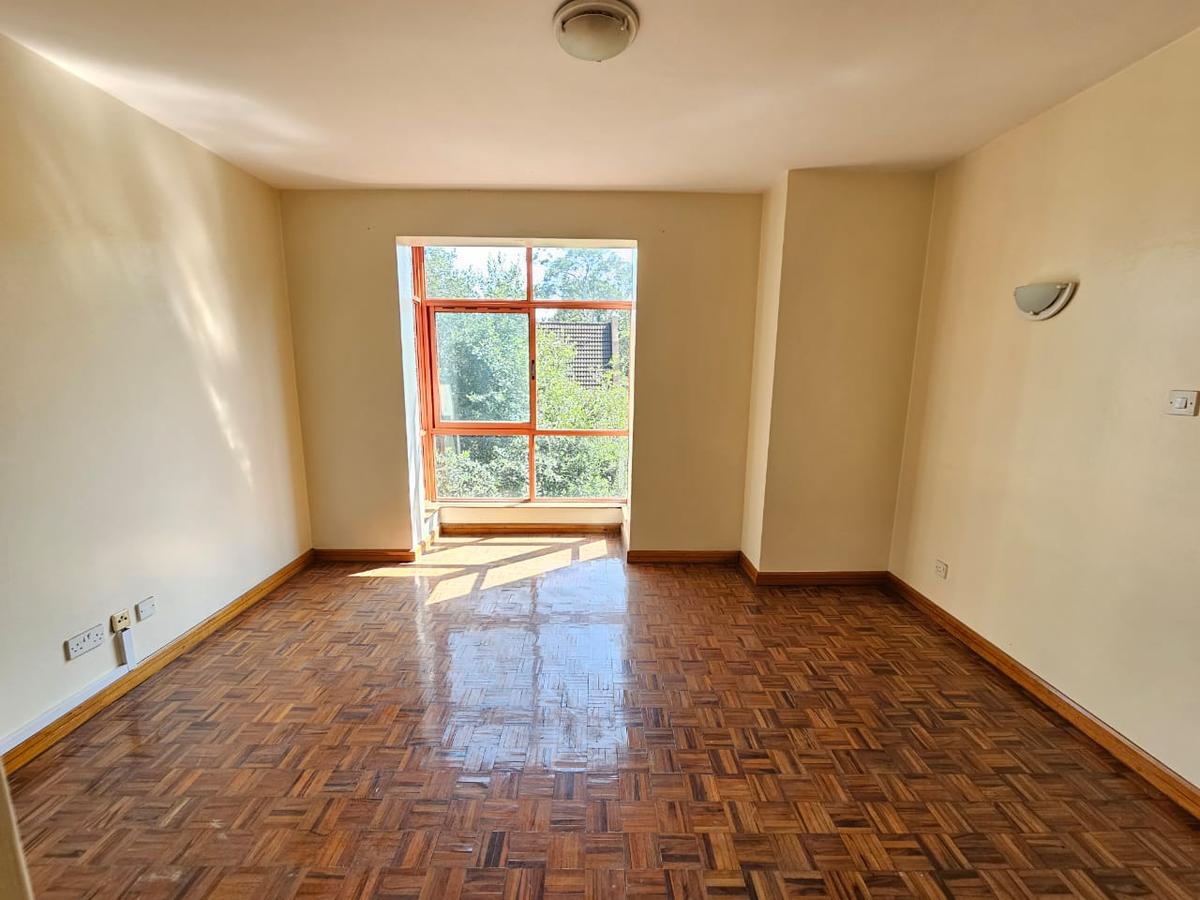 3 Bed Apartment with En Suite in Kileleshwa - 14