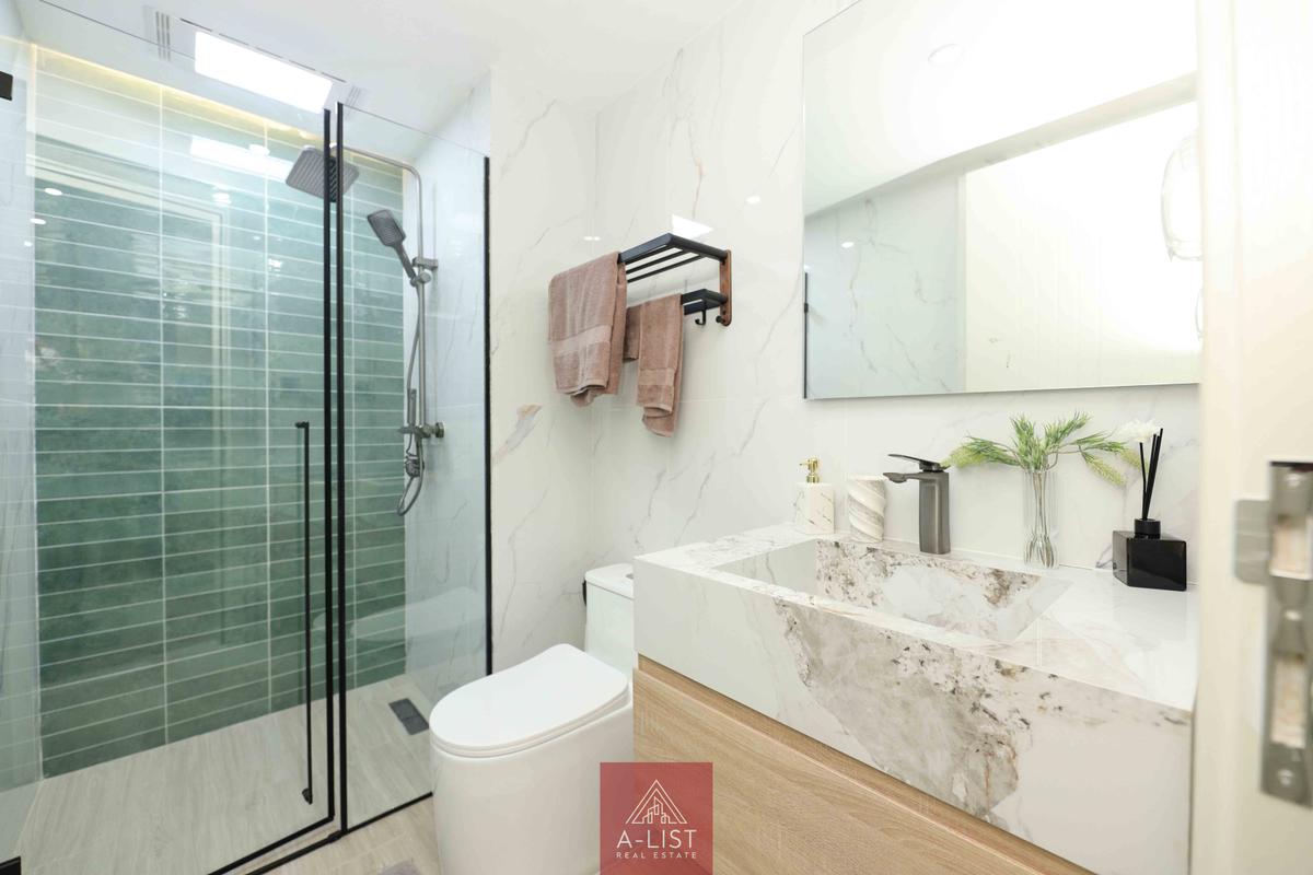 1 Bed Apartment with En Suite at Westlands Road - 7