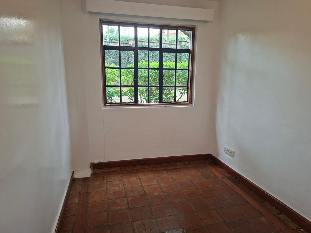3 Bed Townhouse with En Suite at Off Ruaka Rd - 11