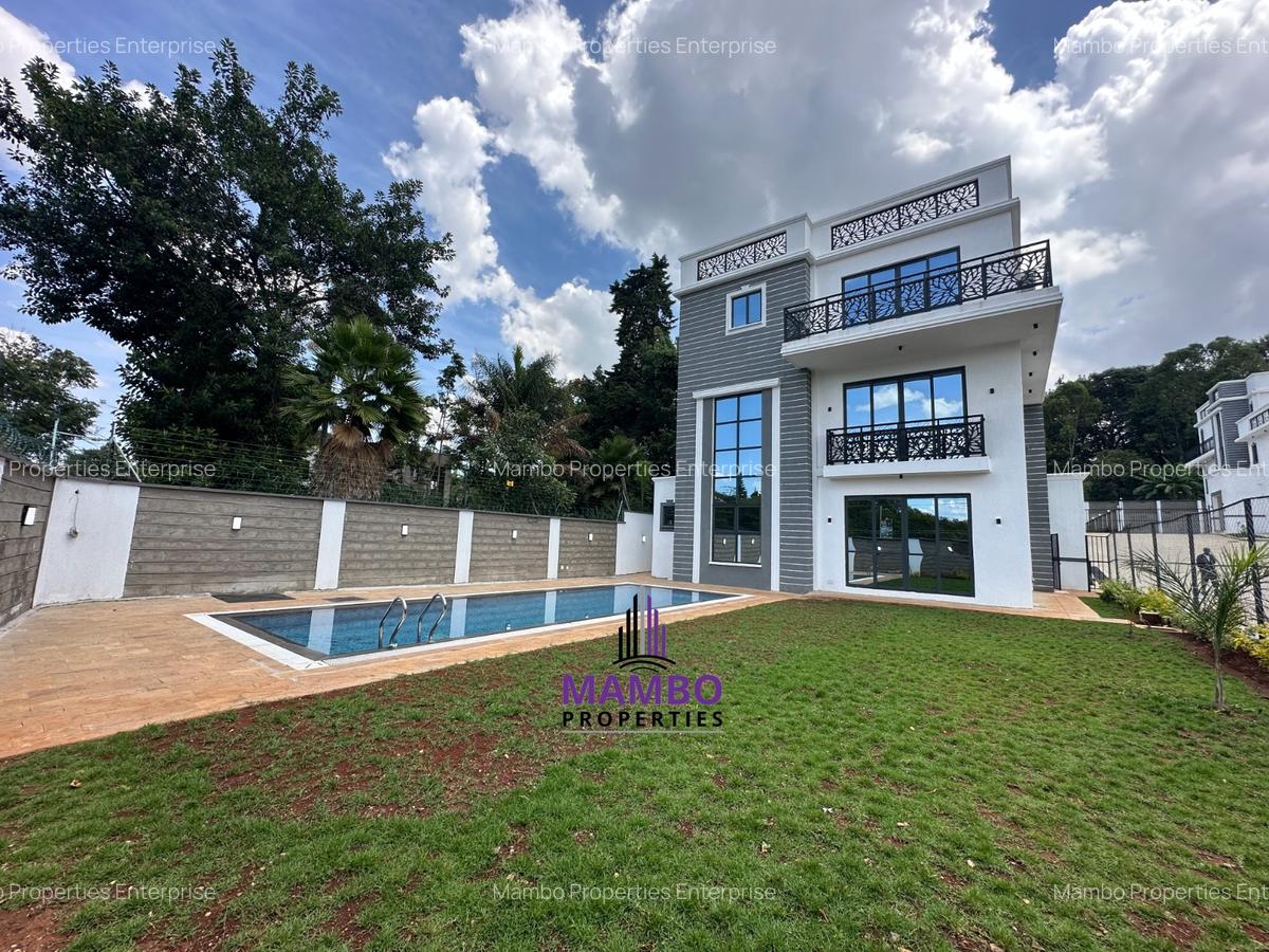 5 Bed Townhouse with En Suite at Lavington - 1