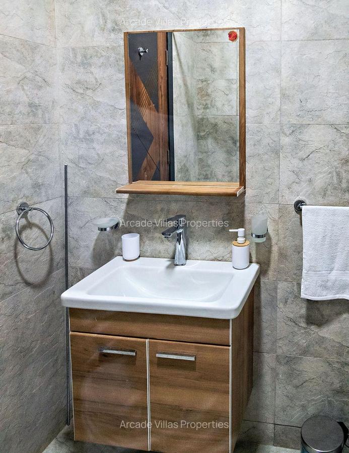 Serviced Studio Apartment with En Suite in Kileleshwa - 9