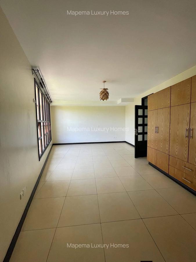 5 Bed House with En Suite at Off Langata Road - 9