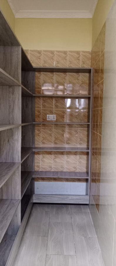 3 Bed Villa with En Suite in Kenyatta Road - 5