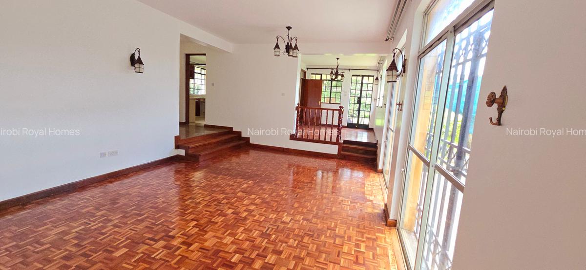 4 Bed Townhouse with En Suite at Lavington Green - 20