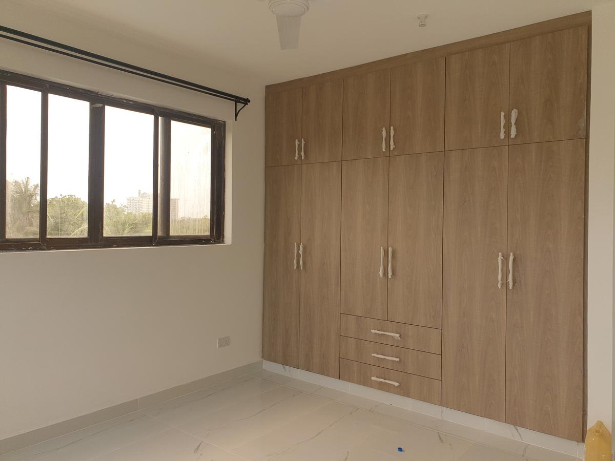 4 Bed Apartment with En Suite at Nyali - 12