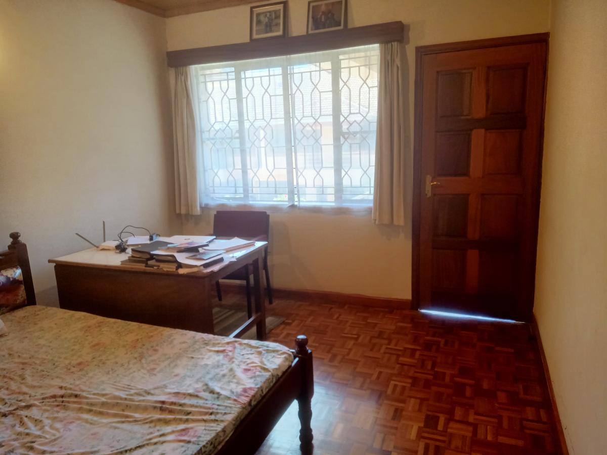 5 Bed Townhouse with En Suite at Masanduku Lane - 11