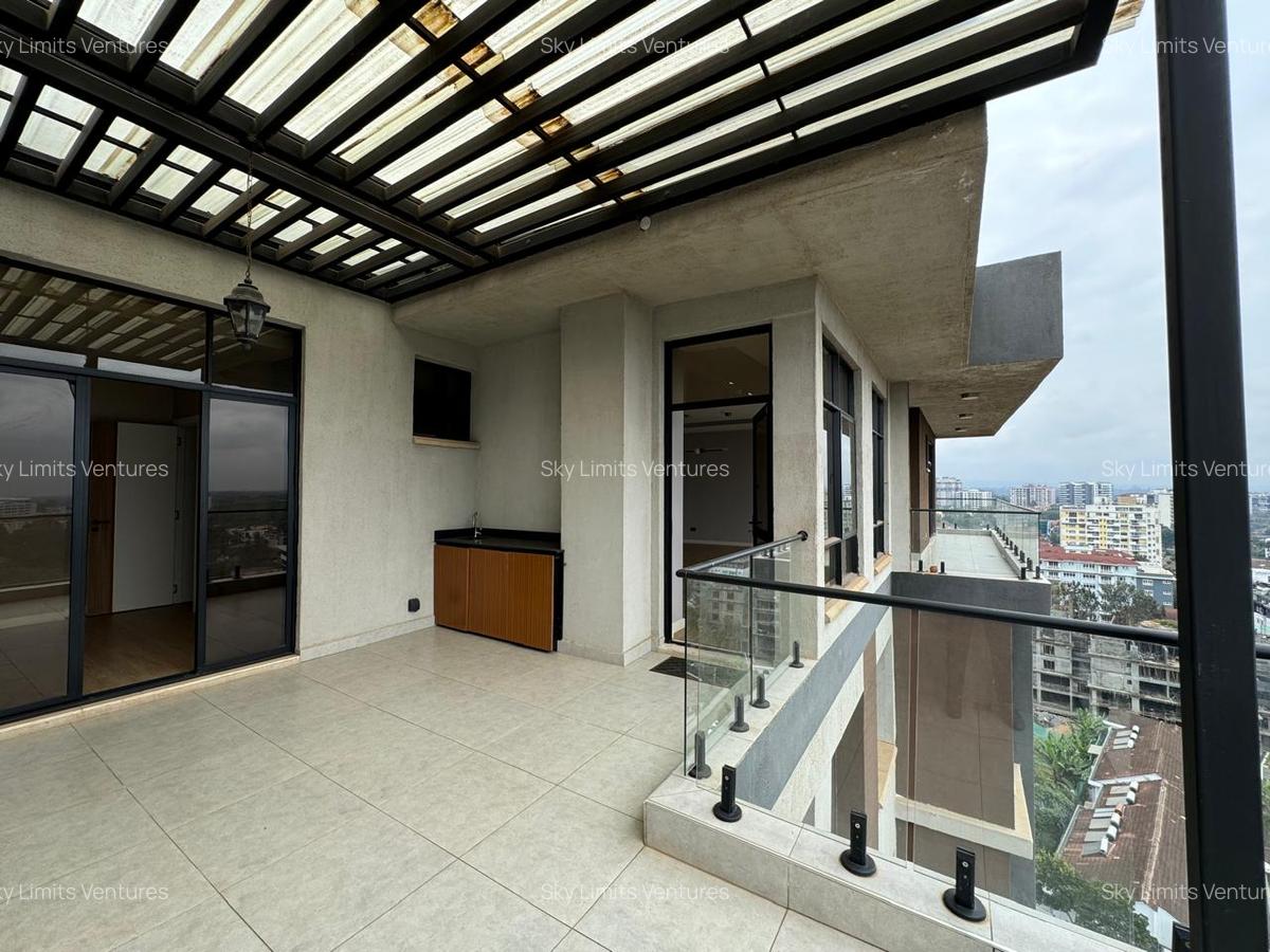 3 Bed Apartment with En Suite at Brookside Drive - 15