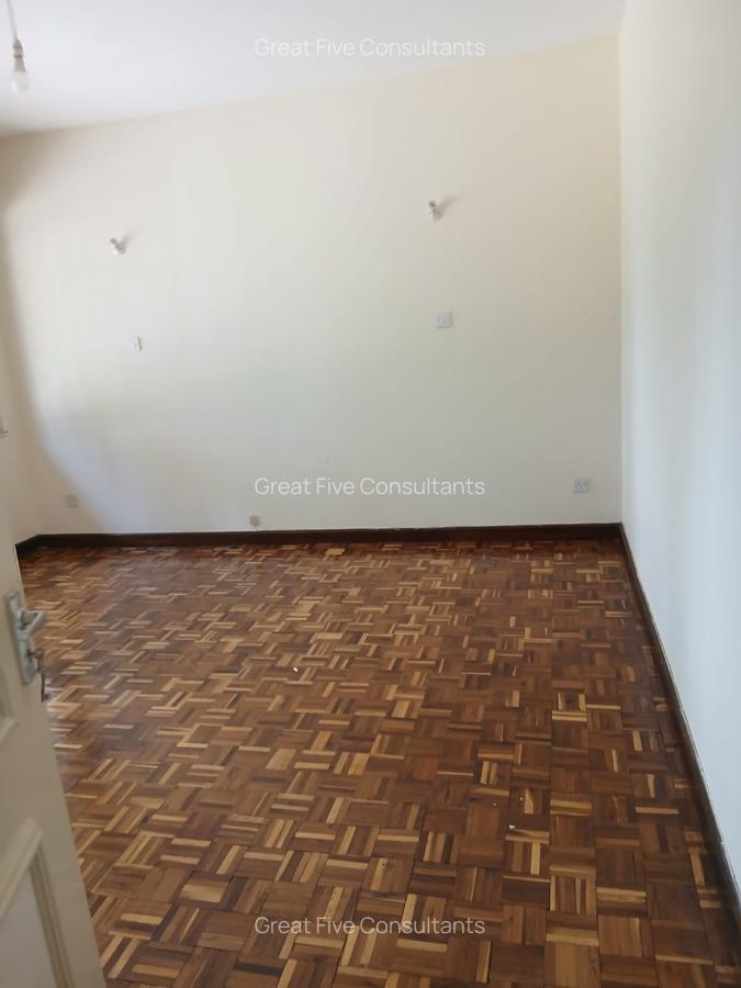 5 Bed Villa with En Suite in Gigiri - 12