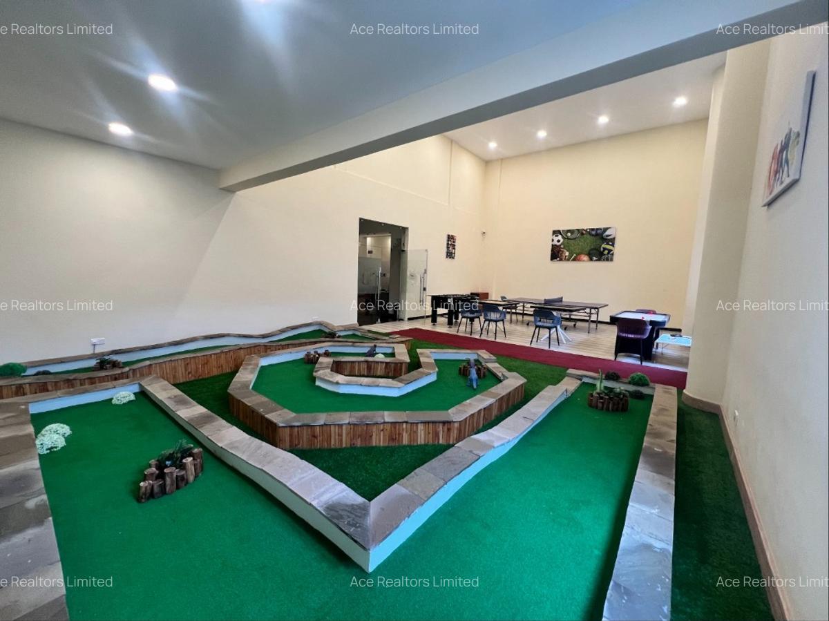 4 Bed Apartment with En Suite at General Mathenge - 16