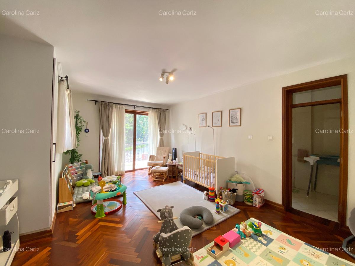 5 Bed House with En Suite in Spring Valley - 2