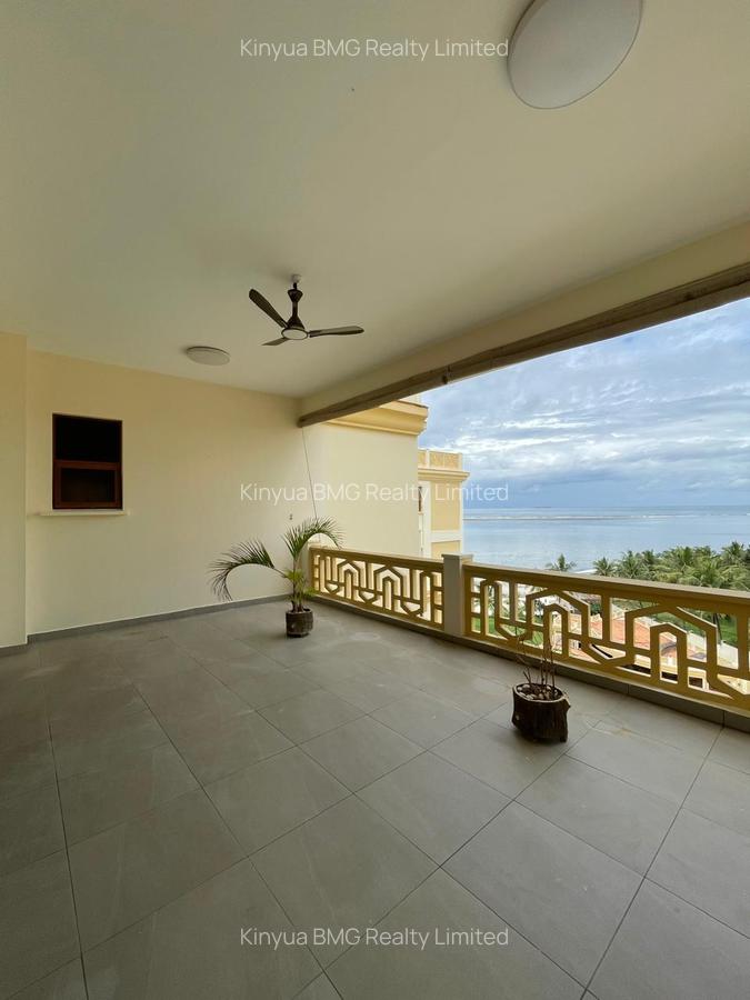 Serviced 4 Bed Apartment with En Suite in Nyali Area - 11