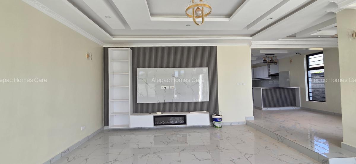 4 Bed House with En Suite at Eastern Bypass - 3