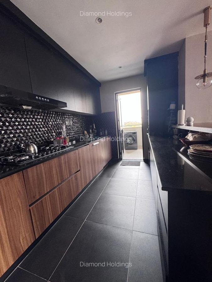 Serviced 3 Bed Apartment with En Suite in Brookside - 13