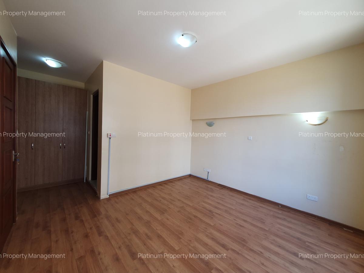 4 Bed Apartment with En Suite at One West Park - 12