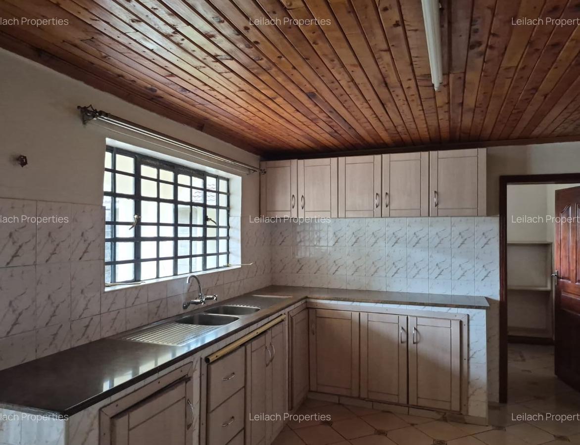 4 Bed House with En Suite in Karen - 4