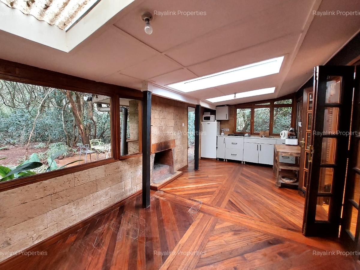 2 Bed House with En Suite at Karen - 12