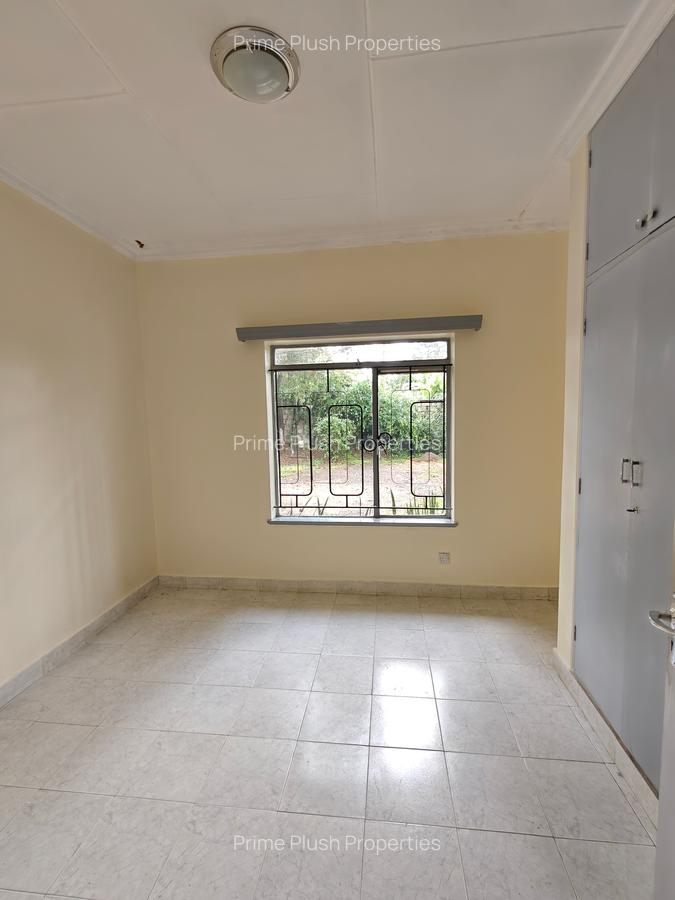 4 Bed House with Staff Quarters in State House - 9