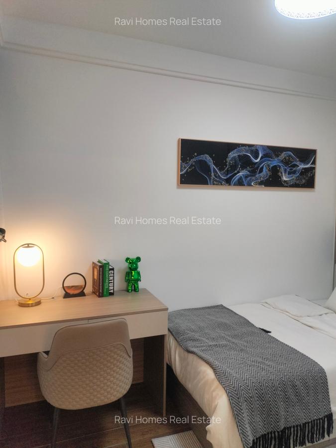 2 Bed Apartment with En Suite in Brookside - 6