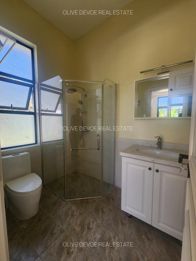 5 Bed Villa with En Suite in Karen - 3