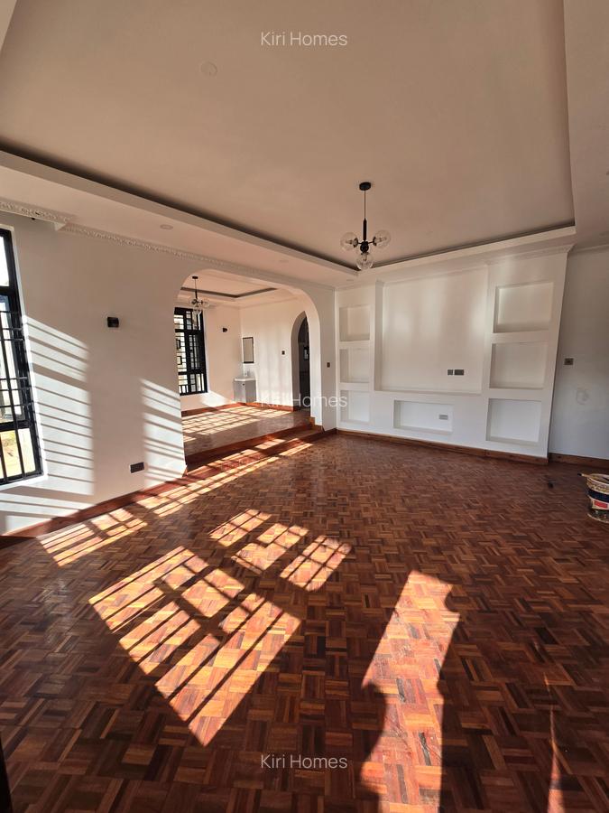 5 Bed Townhouse with En Suite in Karen - 6