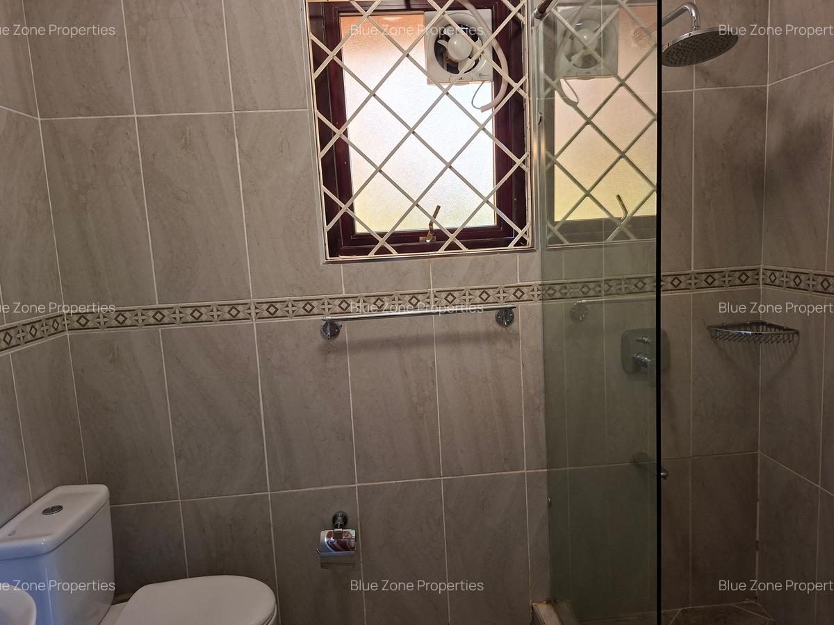 4 Bed House with En Suite at Off Glory Rd - 10