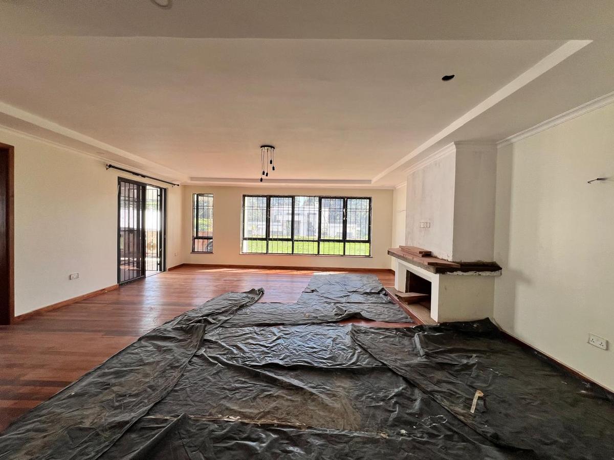 6 Bed Villa with Swimming Pool in Loresho - 7