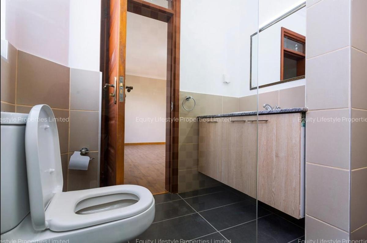 Serviced 3 Bed Apartment with En Suite in Riverside - 7