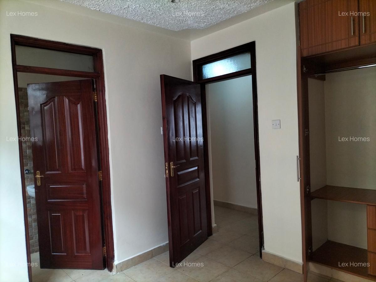 3 Bed Apartment with En Suite at - 11