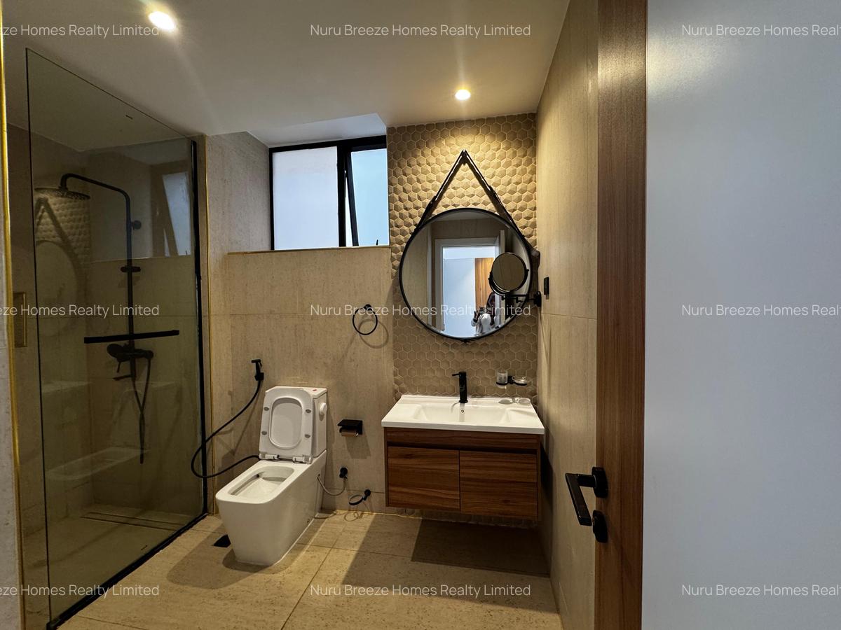 2 Bed Apartment with En Suite in Brookside - 3