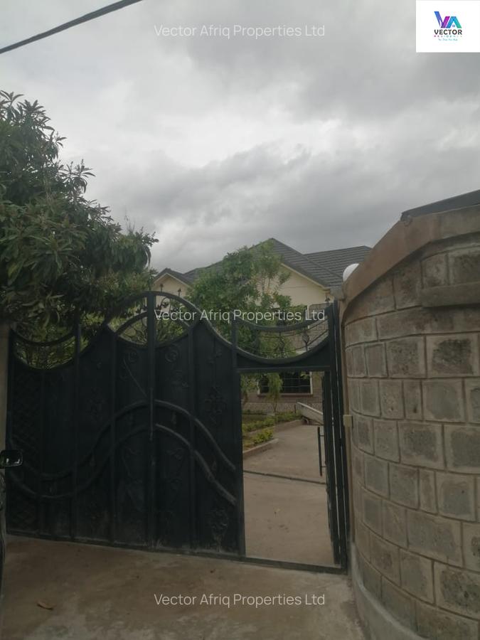 5 Bed Townhouse with En Suite in Syokimau - 19