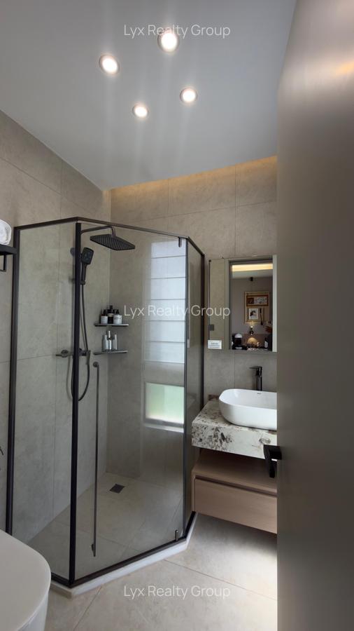 3 Bed Apartment with En Suite in Lavington - 11