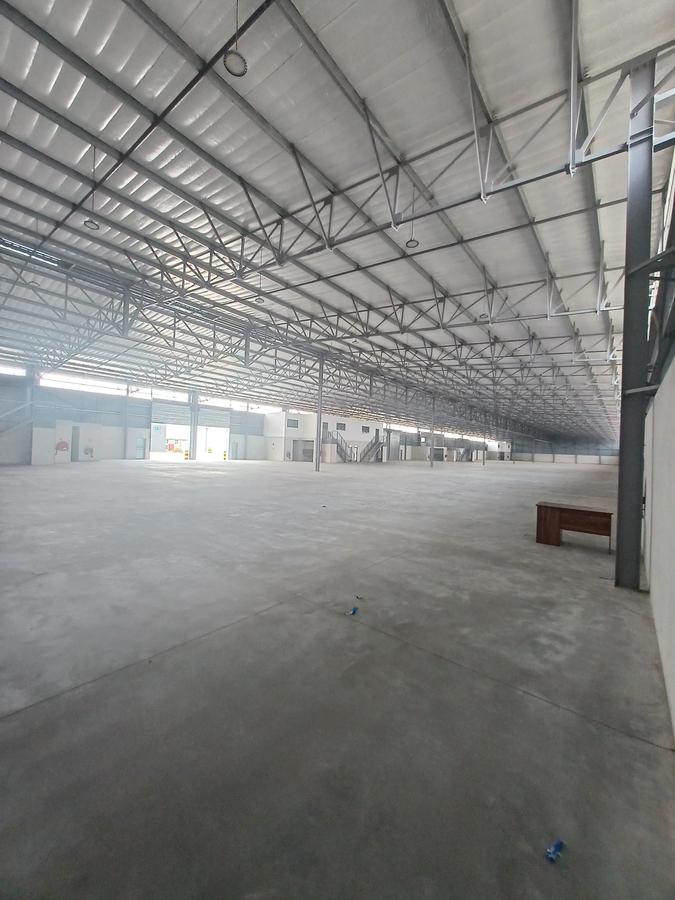 200,000 m² Warehouse with Backup Generator at Eastern Bypass Northlands - 16