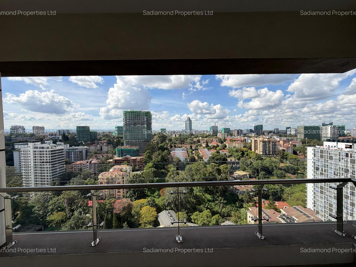 2 Bed Apartment with En Suite in Riverside - 7