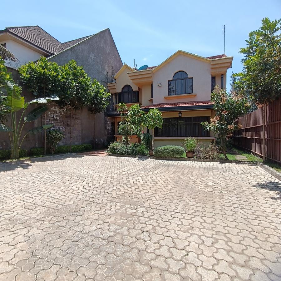 4 Bed House with En Suite at Pan African Ins Avenue - 7