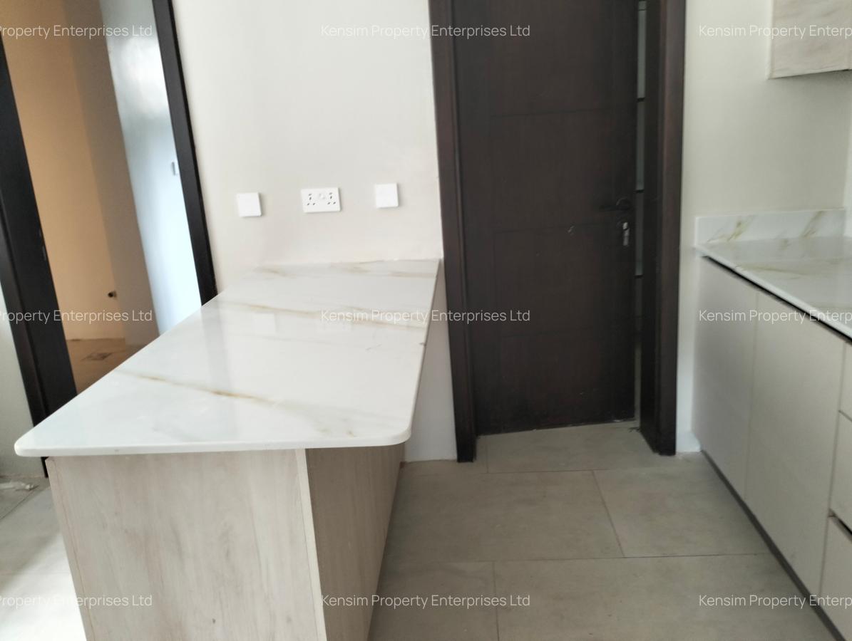 5 Bed Townhouse with En Suite in Lavington - 8