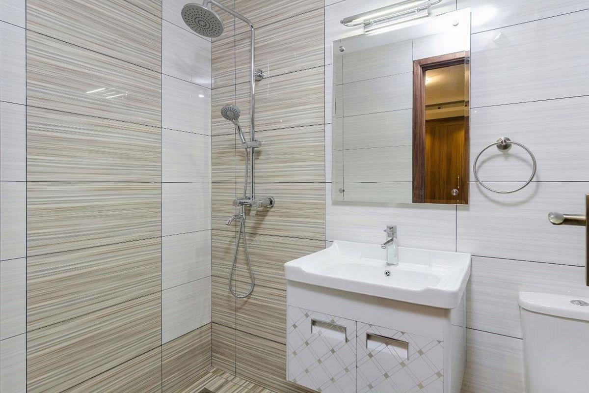 2 Bed Apartment with En Suite in South C - 7