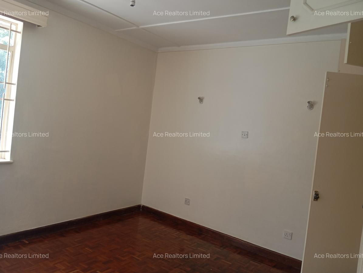 4 Bed Townhouse with En Suite at Laikipia Road - 9